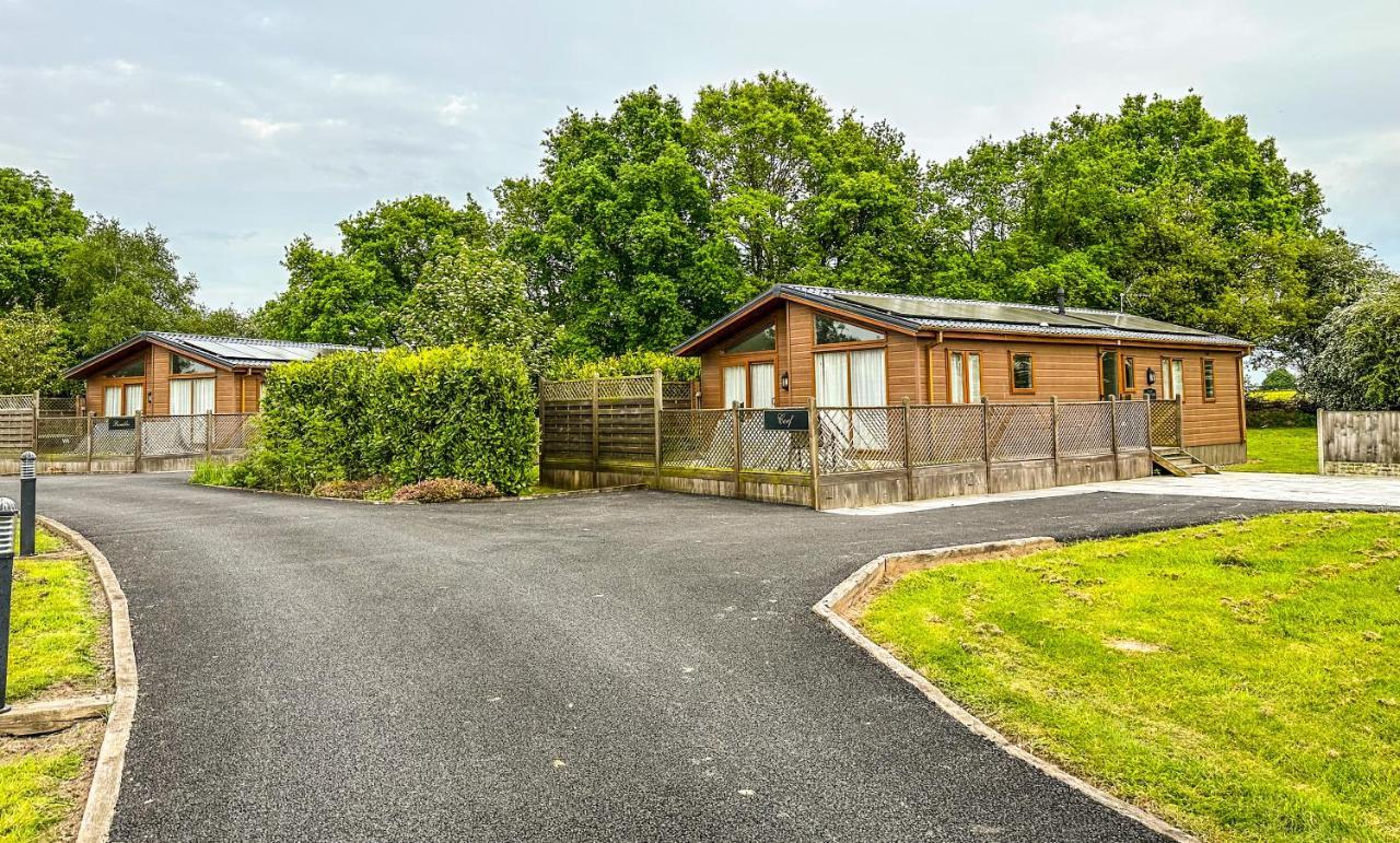 Colliery Lane Lodges Swadlincote Exterior photo