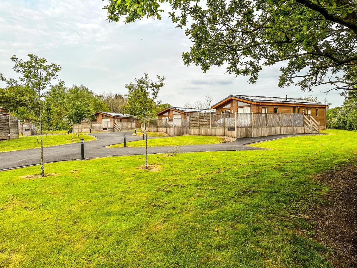 Colliery Lane Lodges Swadlincote Exterior photo