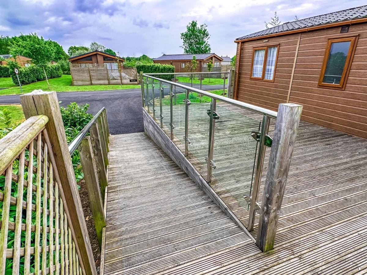 Colliery Lane Lodges Swadlincote Exterior photo